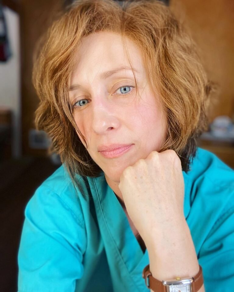 Vera Farmiga Husband, Siblings, Children, Net Worth, Age And More - age, height, girl friend, wife, networth, wiki, biography